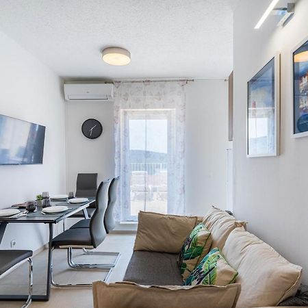 Apartments Tatjana II Cres Bagian luar foto
