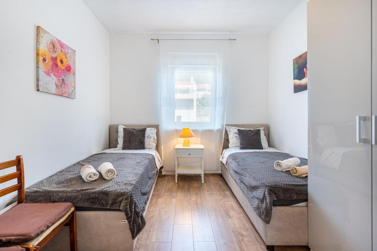 Apartments Tatjana II Cres Bagian luar foto